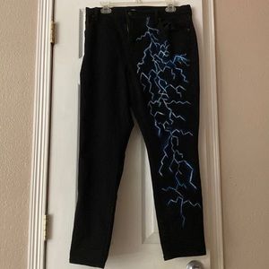 Lightning pants